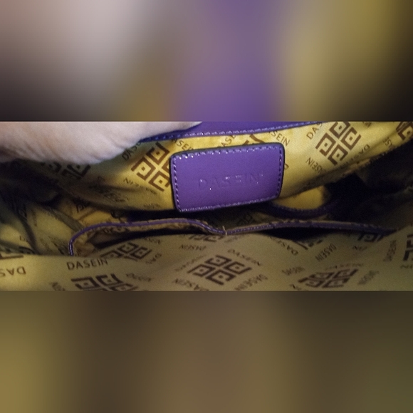 Dasein Croc-Ostrich Bag - Picture 10 of 12